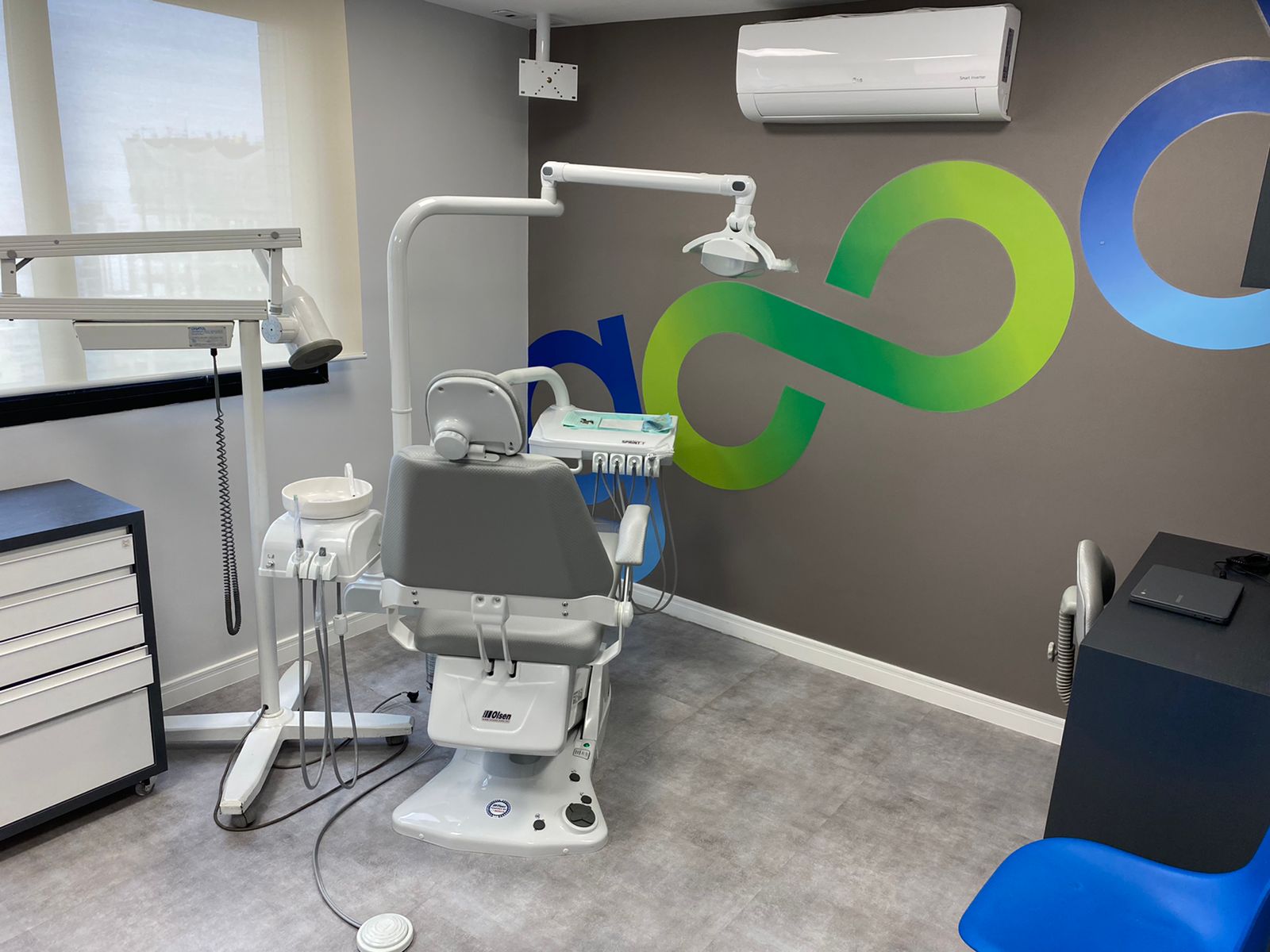 Equipamentos odontológicos da clínica